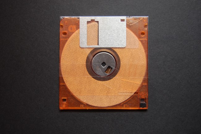 Partiture per floppy disk dischetto singolo retro